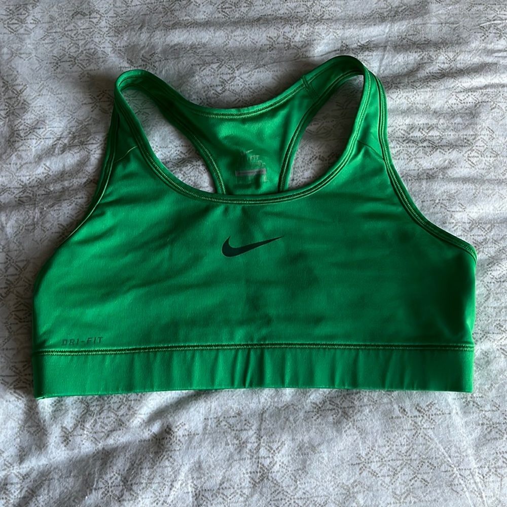✨Nike sports bra✨